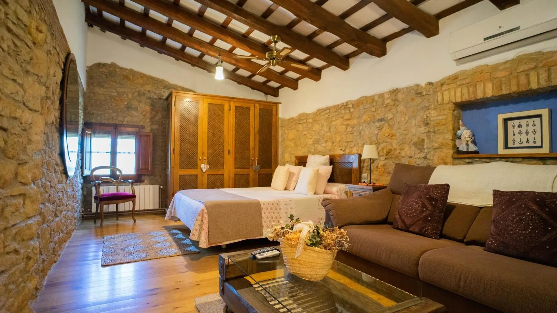 ***  Hotel Mas Rabiol -Costa Brava-Emporda-Only Adults Peratallada Hiszpania